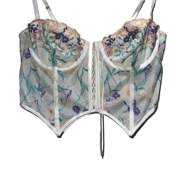 Urban outfitters floral corset - Picture 3 of 5